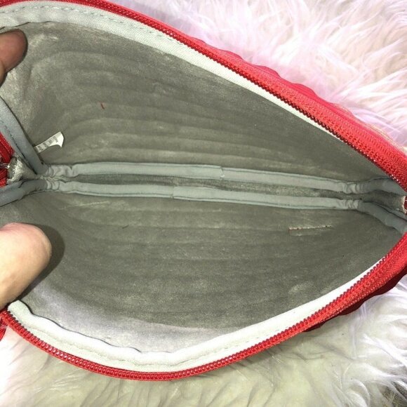 NABI Fuhu Waffle Red Case for Nabi Tablet WAFFLE Zip Around - Picture 8 of 8